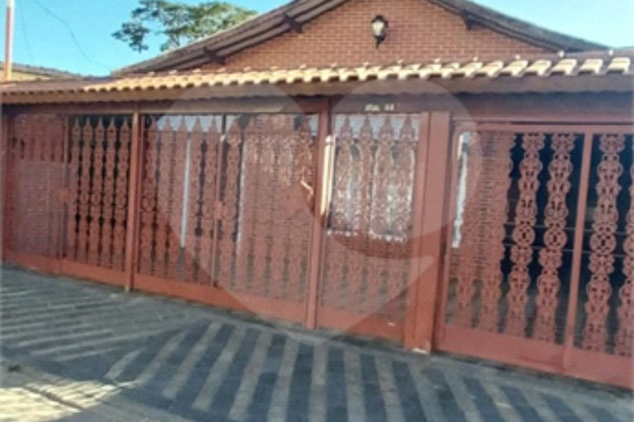 Casa à venda com 3 quartos, sendo 1 suíte, em Vila Scarpelli, Santo André, SP