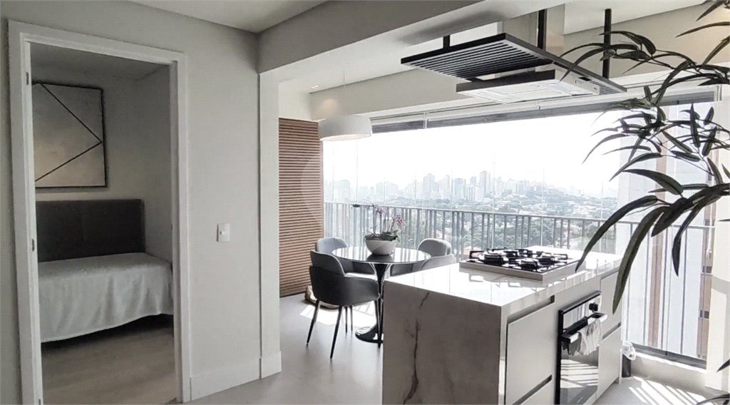 Apartamento à venda com 2 suítes em Pinheiros, São Paulo, SP