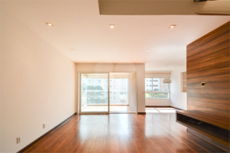 Duplex à venda com 3 suítes em Jardim Paulista, São Paulo, SP