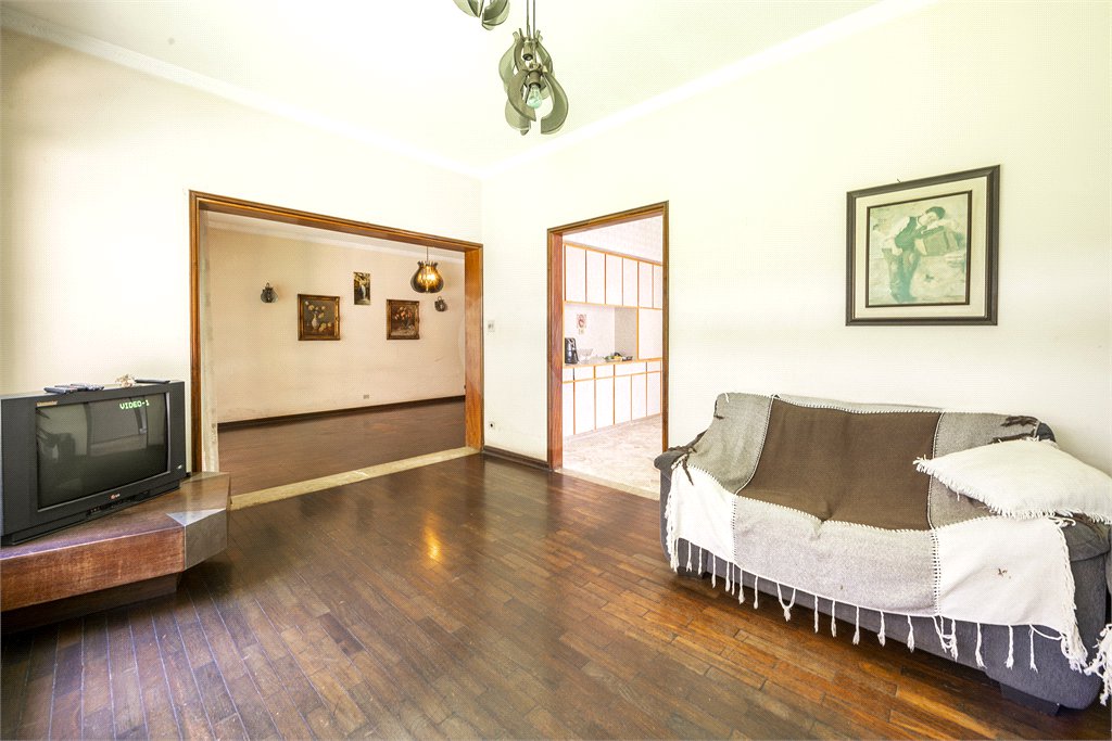 Casa Térrea à venda com 4 quartos, sendo 2 suítes, em Brooklin Velho, São Paulo, SP