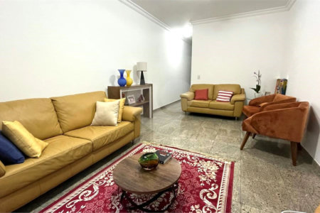 Sobrado à venda com 4 quartos, sendo 1 suíte, em Ipiranga, São Paulo, SP
