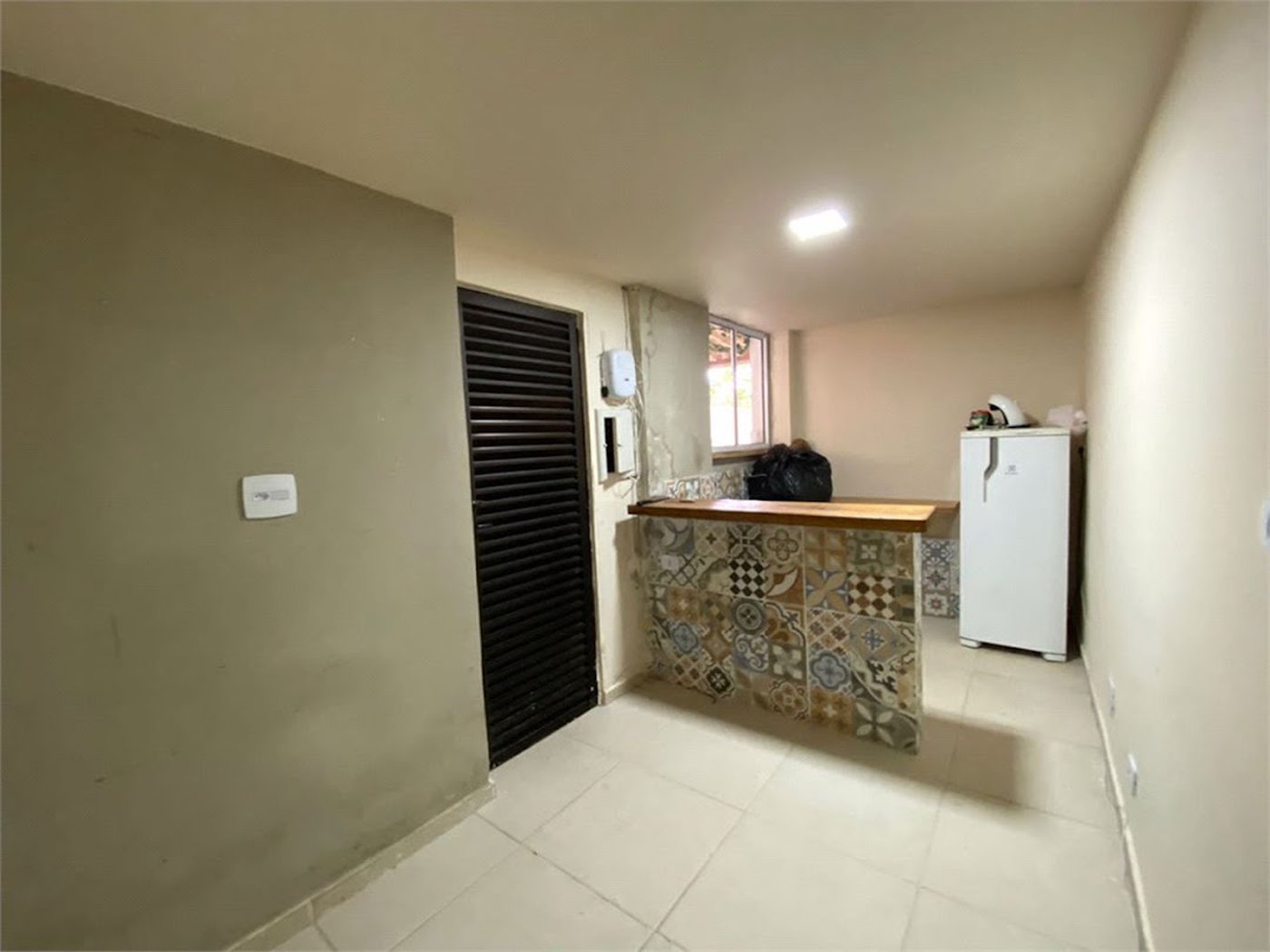 Apartamento com 3 dormitórios à venda, 60 m² por R$ 300.000,00 - Jardim Ana Maria - Guarujá/SP