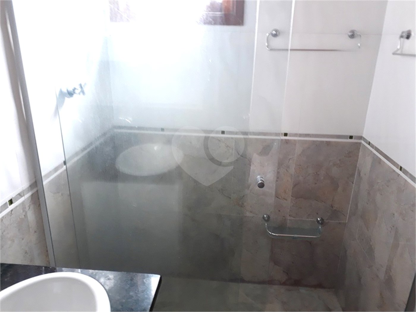 Sobrado à venda com 3 quartos, sendo 2 suítes,  em Santana, São Paulo, SP