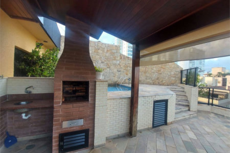 Apartamento Residencial à venda, Enseada, Guarujá - AP0517.
