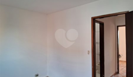 Sobrado à venda ou para alugar com 2 quartos em Vila Aimoré, São Paulo, SP