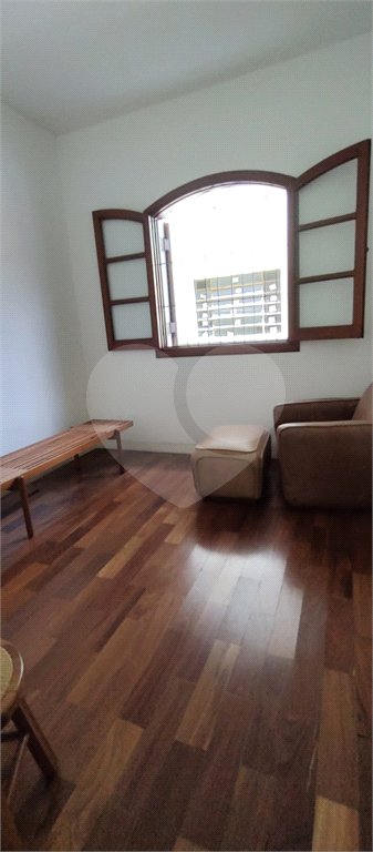 Casa Térrea à venda com 3 quartos, sendo 2 suítes, em Horto, São Paulo, SP