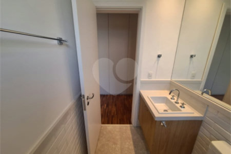 Casa à venda ou para alugar com 3 suítes no condomínio Boulevard Ibirapuera, São Paulo - SP