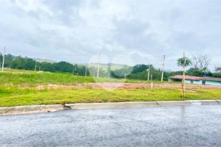 Terreno à venda no condomínio Villaggio Itália, São Paulo - SP
