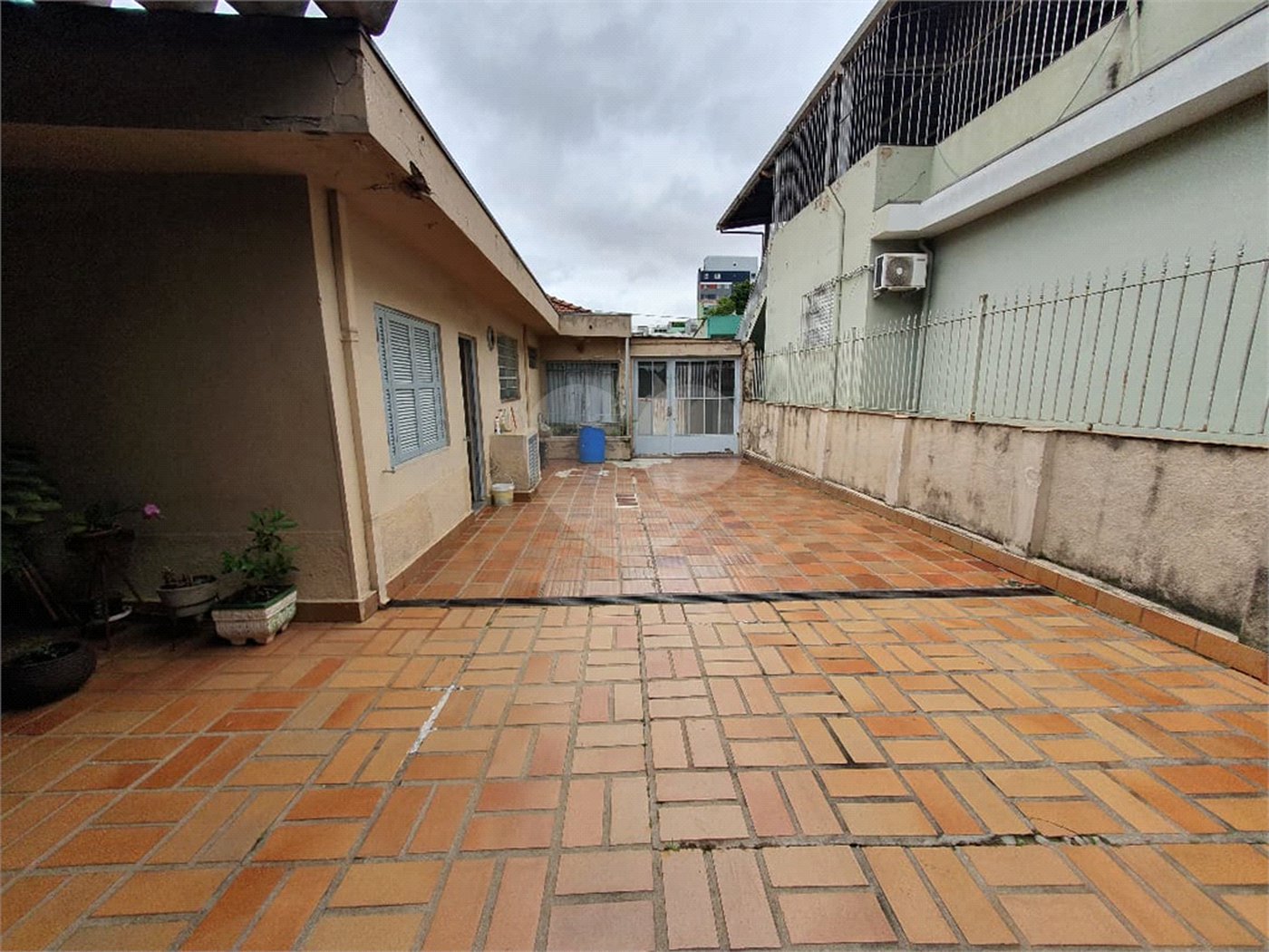 Casa Térrea à venda com 3 quartos, sendo 1 suíte, em Vila Ré, São Paulo, SP
