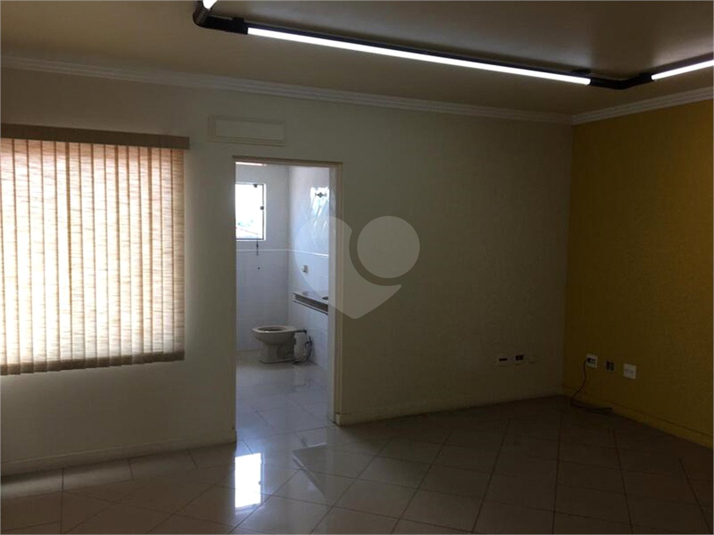 Casa à venda com 5 suítes no condomínio São Paulo, São Paulo - SP