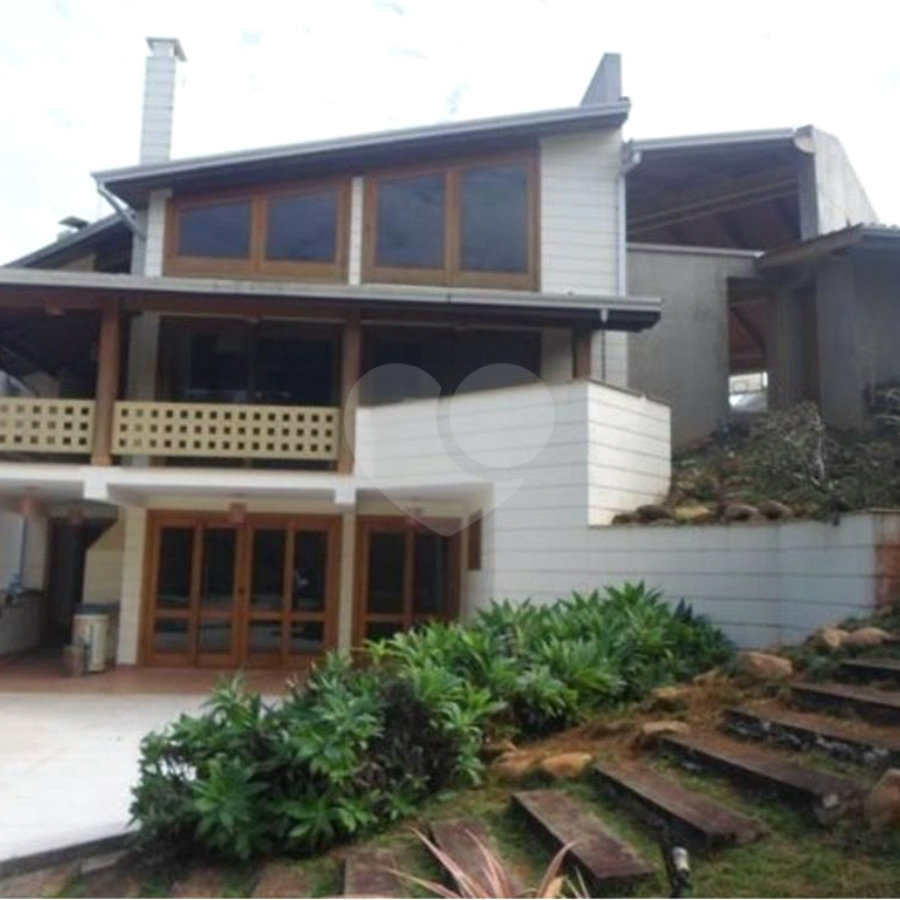 Casa à venda com 3 suítes em Nova Gardênia, Atibaia, SP