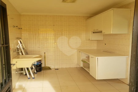 Sobrado à venda com 3 quartos, sendo 1 suíte, em Vila Maria Alta, São Paulo, SP