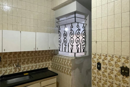 Apartamento à venda com 2 quartos em Aclimação, São Paulo, SP