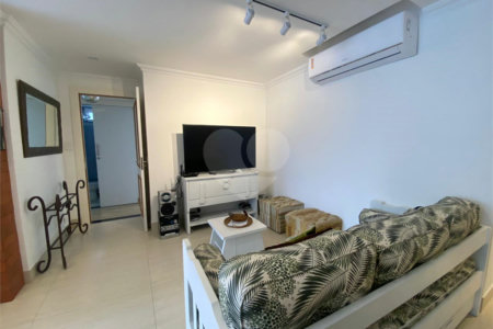 Casa em condomínio à venda com 2 quartos, sendo 1 suíte,  no Centro (mangue), Armação dos Búzios, RJ