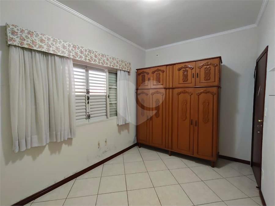 Sobrado à venda ou para alugar com 3 quartos, sendo 1 suíte,  em Jardim Itália, Itapetininga, SP