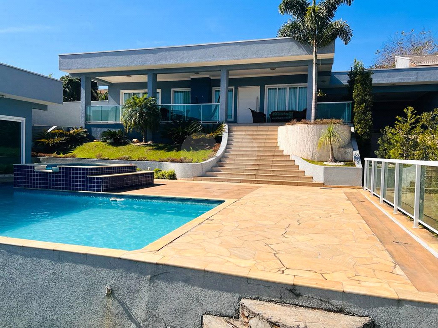 Casa à venda com 3 suítes no Centro, Bom Jesus dos Perdões, SP