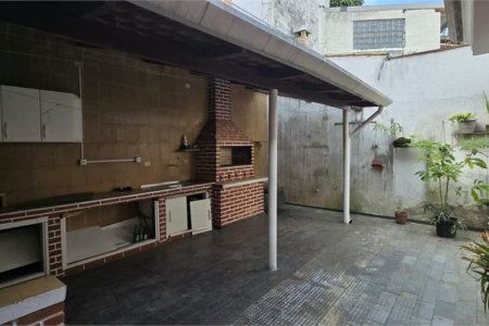 Casa à venda com 3 quartos, sendo 1 suíte, em Lar São Paulo, São Paulo, SP