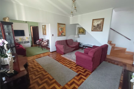 Sobrado à venda com 4 quartos, sendo 2 suítes, em Água Fria, São Paulo, SP