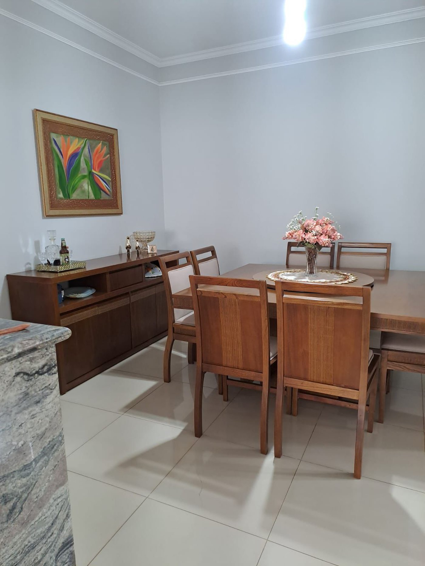 Casa à venda com 3 quartos, sendo 1 suíte,  no Centro, Três Lagoas, MS
