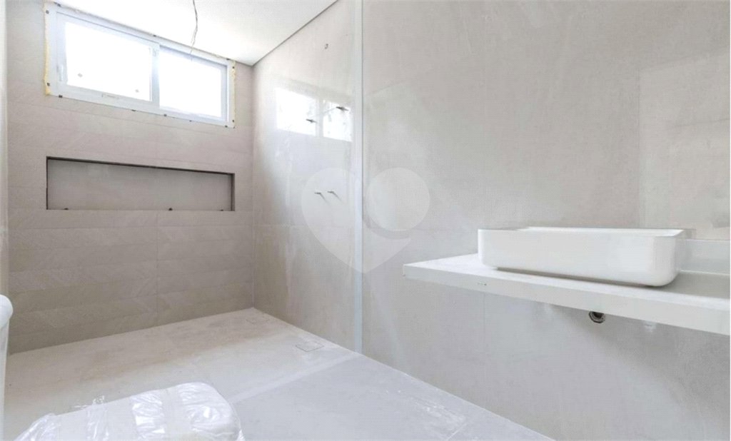 Casa à venda com 4 suítes no condomínio Venezia, São Paulo - SP