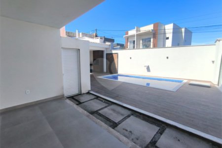 Duplex à venda com 3 quartos, sendo 1 suíte, em Taperapuan, Porto Seguro, BA