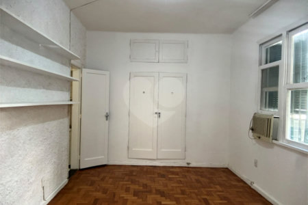Apartamento à venda com 2 quartos, sendo 1 suíte, em Lagoa, Rio de Janeiro, RJ