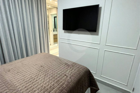 Apartamento à venda com 3 quartos, sendo 1 suíte, em Indianópolis, São Paulo, SP