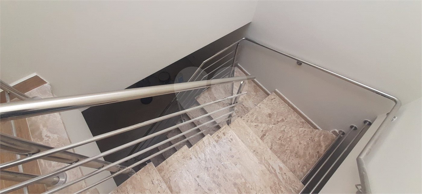 Sobrado à venda com 3 quartos, sendo 1 suíte, em Tremembé, São Paulo, SP