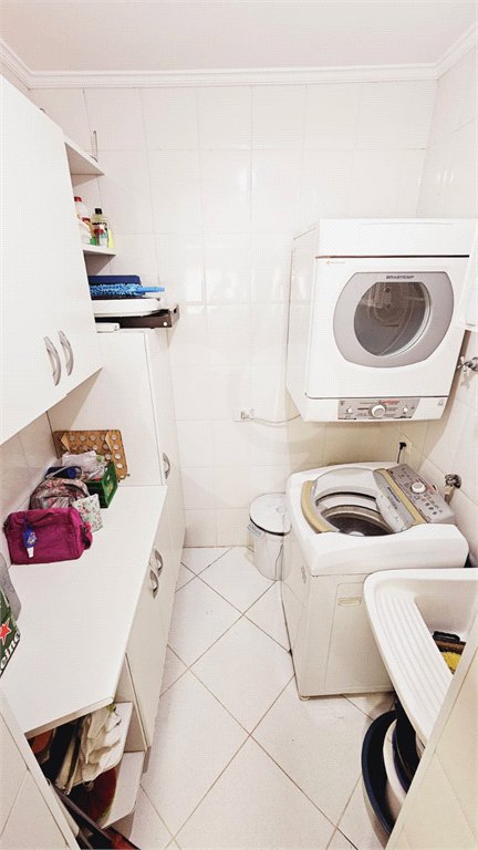 Casa à venda com 4 quartos, sendo 2 suítes, em Jardim Meny, São Roque, SP