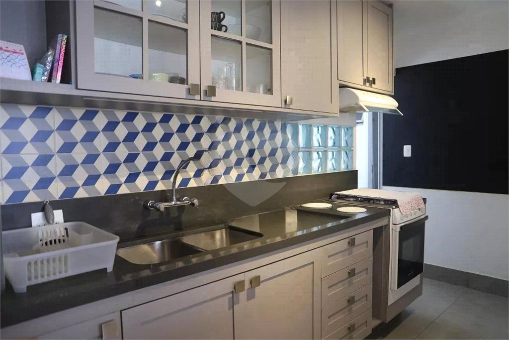 Apartamento à venda com 3 quartos, sendo 1 suíte, em Vila Clementino, São Paulo, SP