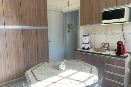 Casa Térrea à venda com 3 quartos, sendo 1 suíte, em Vila Romana, São Paulo, SP