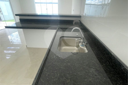 Casa em condomínio à venda com 3 suítes em Guaratiba, Rio de Janeiro, RJ