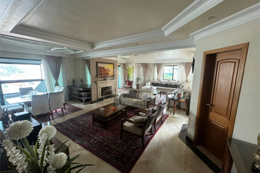 Apartamento à venda com 4 suítes em Santana, São Paulo, SP