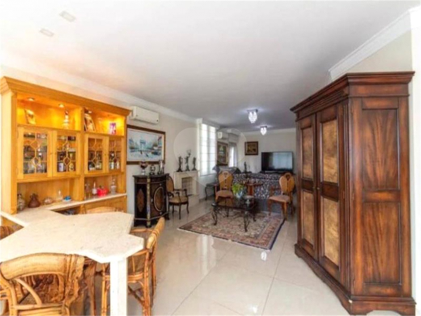 Apartamento à venda com 3 quartos, sendo 2 suítes, em Campo Belo, São Paulo, SP