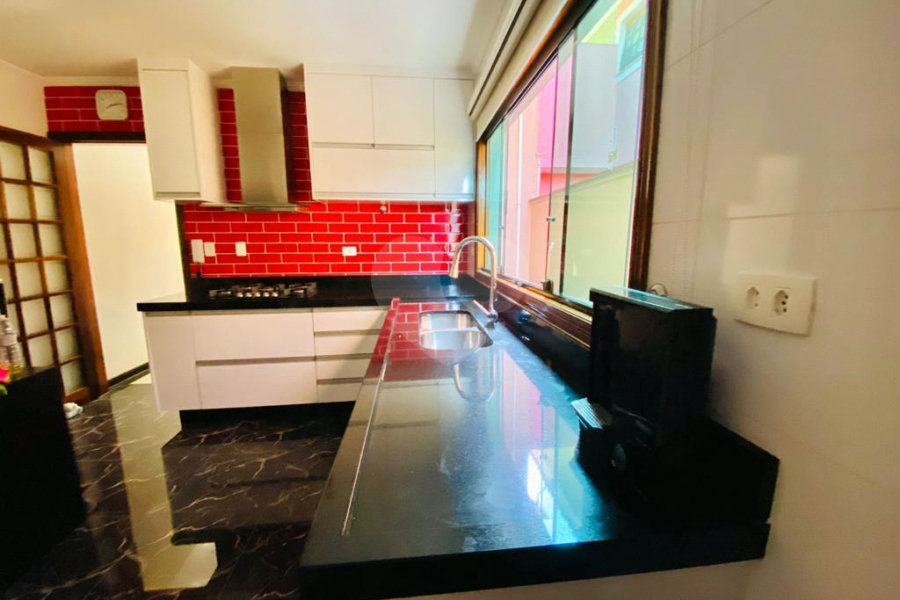 Sobrado à venda com 3 quartos, sendo 1 suíte, em Tremembé, São Paulo, SP