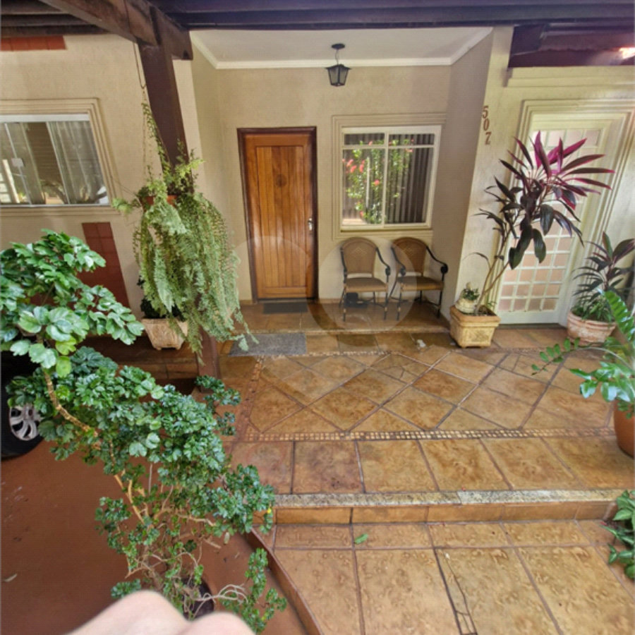 Casa à venda ou para alugar com 3 quartos, sendo 1 suíte, no condomínio Rsidencial Jatoba, Ribeirão Preto - SP