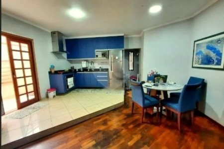 Casa à venda com 5 quartos, sendo 3 suítes, em Jardim Ester, São Paulo, SP