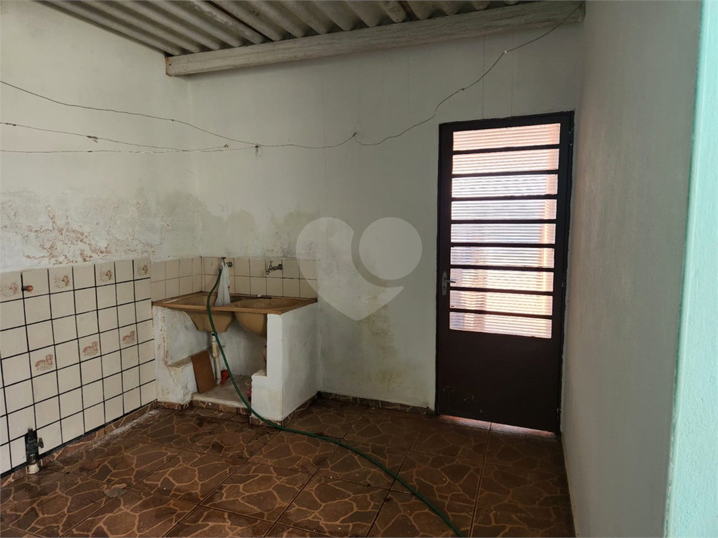 Casa à venda com 2 quartos no Centro, Araraquara, SP
