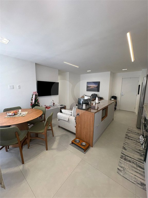 Apartamento à venda com 3 quartos, sendo 1 suíte, em Barra Funda, São Paulo, SP