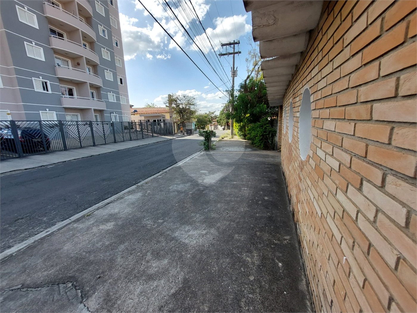 Casa à venda com 2 quartos, sendo 1 suíte, em Vila Barão, Sorocaba, SP