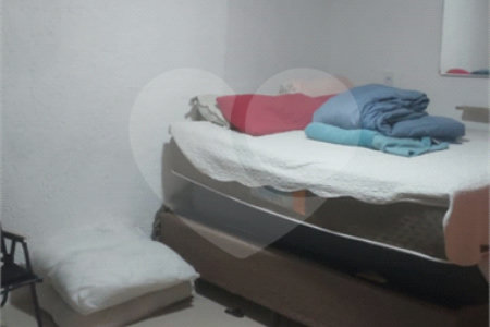 Casa de Vila à venda com 2 quartos em Cidade Nova, Rio de Janeiro, RJ