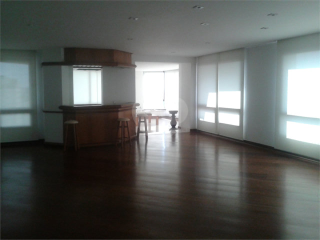 Apartamento à venda com 4 quartos, sendo 3 suítes,  em Santana, São Paulo, SP