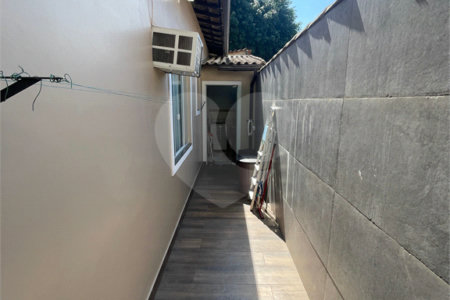 Casa Térrea à venda com 3 quartos, sendo 2 suítes, em Campo Grande, Rio de Janeiro, RJ