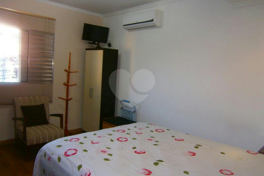 Sobrado à venda com 5 quartos, sendo 1 suíte,  em Tucuruvi, São Paulo, SP