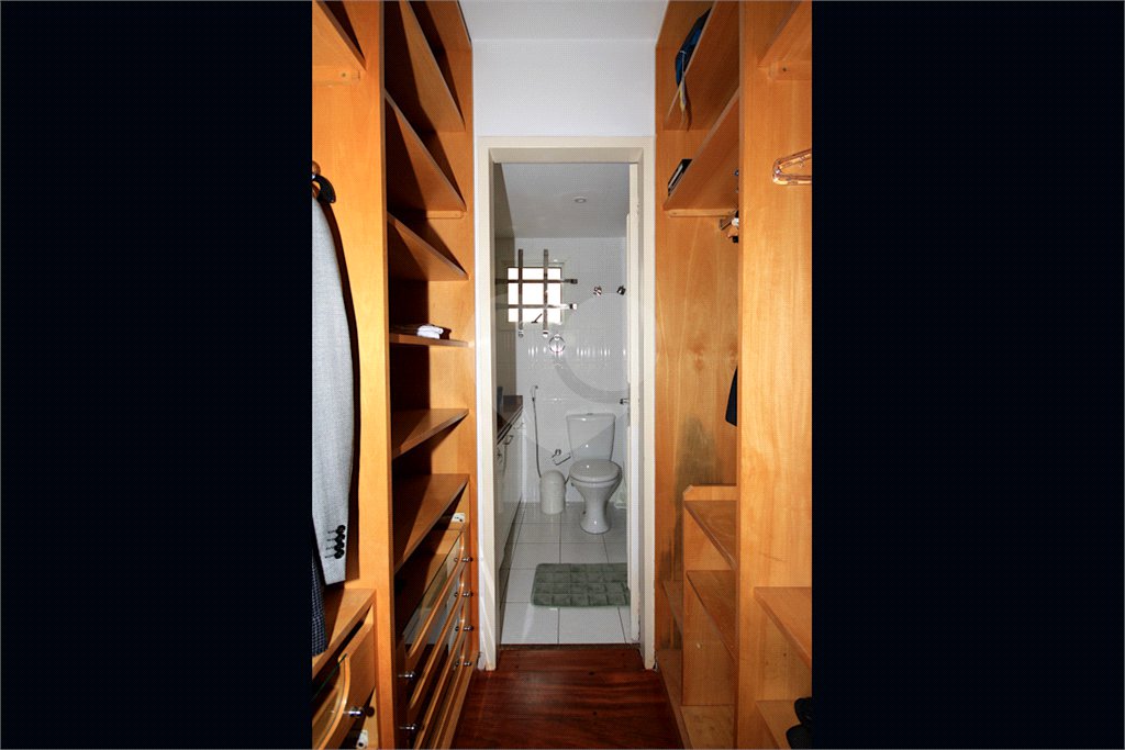 Apartamento à venda com 2 quartos, sendo 1 suíte, em Pinheiros, São Paulo, SP