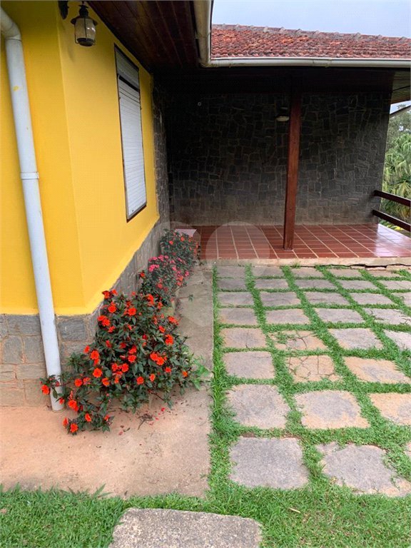 Chácara à venda com 4 quartos, sendo 2 suítes,  em Ibiúna, Ibiúna, SP