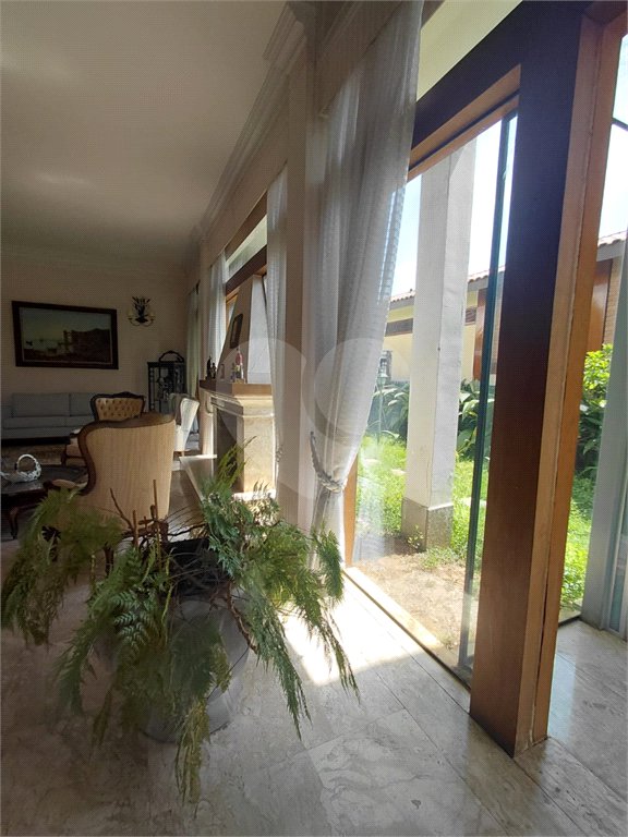 Casa à venda com 4 suítes no condomínio Ville Bourghese, São Paulo - SP