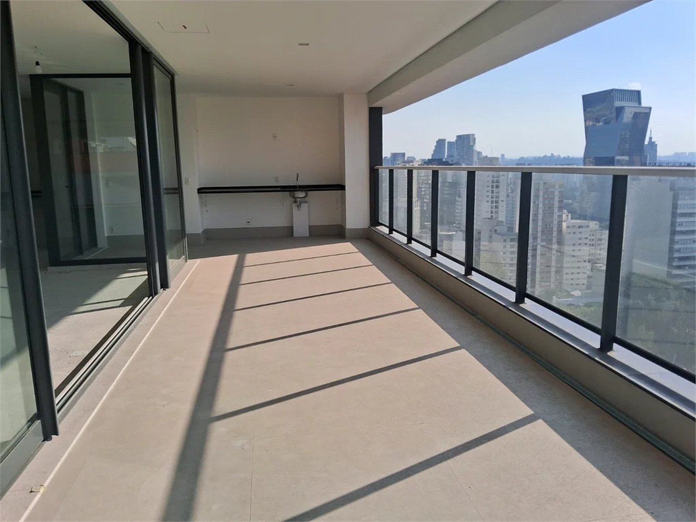 Apartamento à venda com 4 suítes em Pinheiros, São Paulo, SP