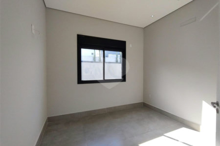 Casa à venda com 3 suítes no condomínio Vita Verdi, Valinhos - SP