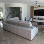 Casa de Alto Padrão com 5 Suítes e Lazer Completo– Guarujá